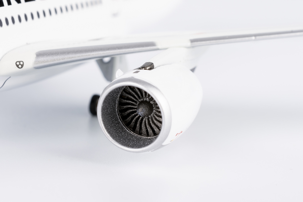NG Models 39090 Airbus A350-900 JAL Japan Airlines JA13XJ