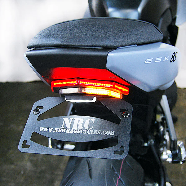 NRC製 GSX-8S 用 ブレーキ/ウインカー付属フェンダーレス｜AxxL
