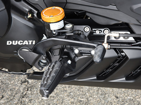XDIAVEL ('16-) セットバックプレート