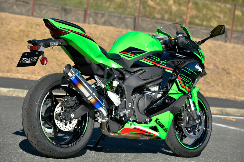 CORSA-EVOⅡ マットブラック スリップオン：ZX-4RR / ZX-4R SE：2023
