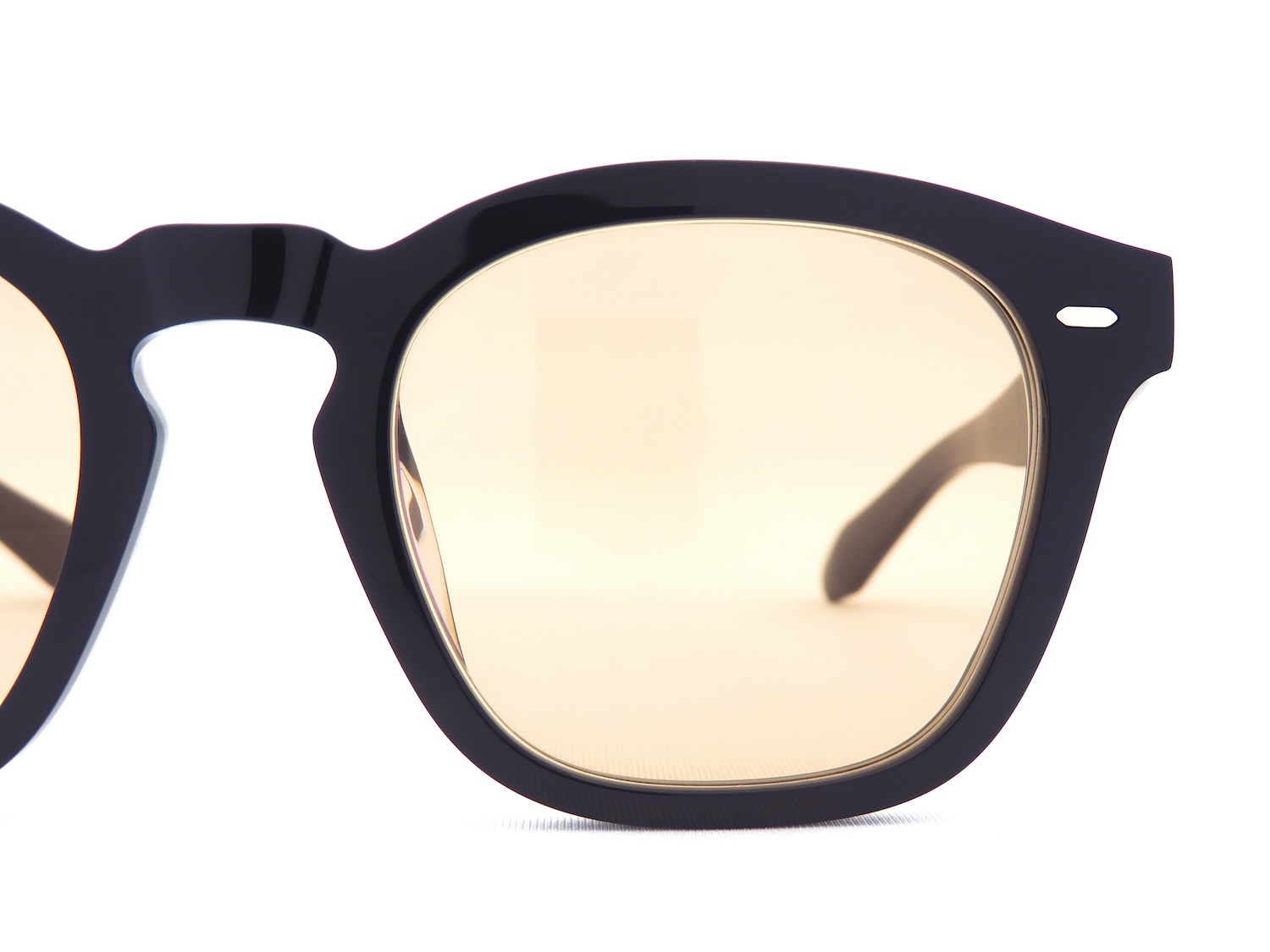 OLIVER PEOPLES 0NLY COLLECTION オリバーピープルズ オンリー