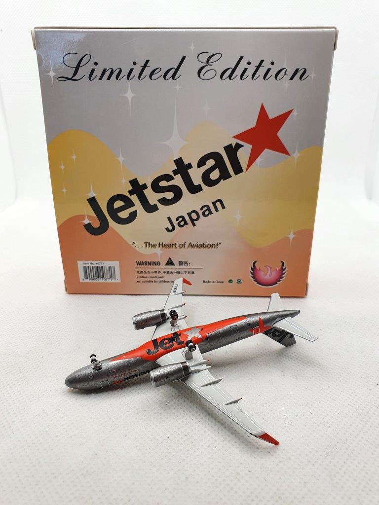 Phoenix 1:400 Jetstar Japan JA08JJ Airbus A320-200 SL