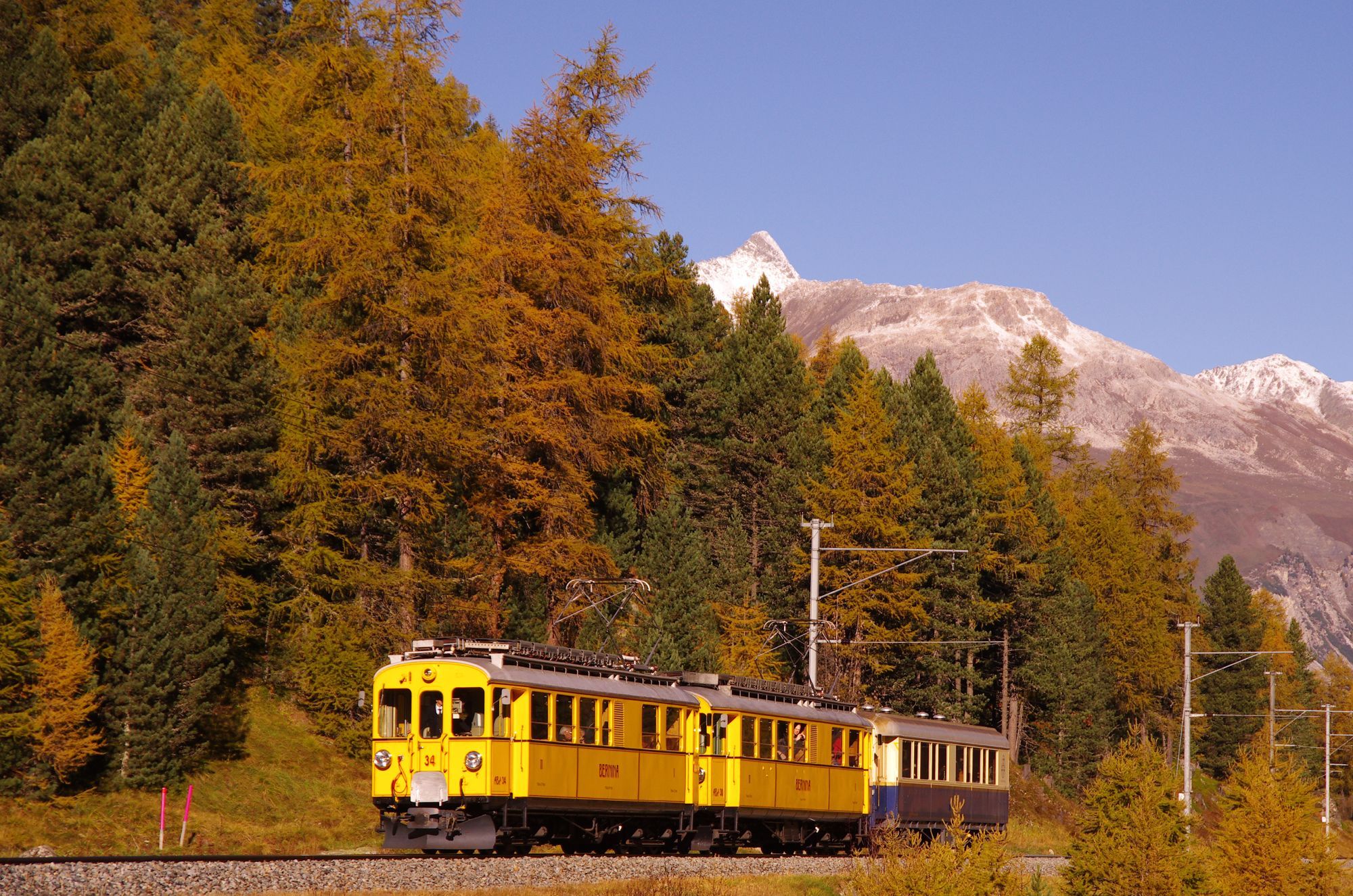 RhB ABe 4/4 30 digital – BEMO Modelleisenbahnen