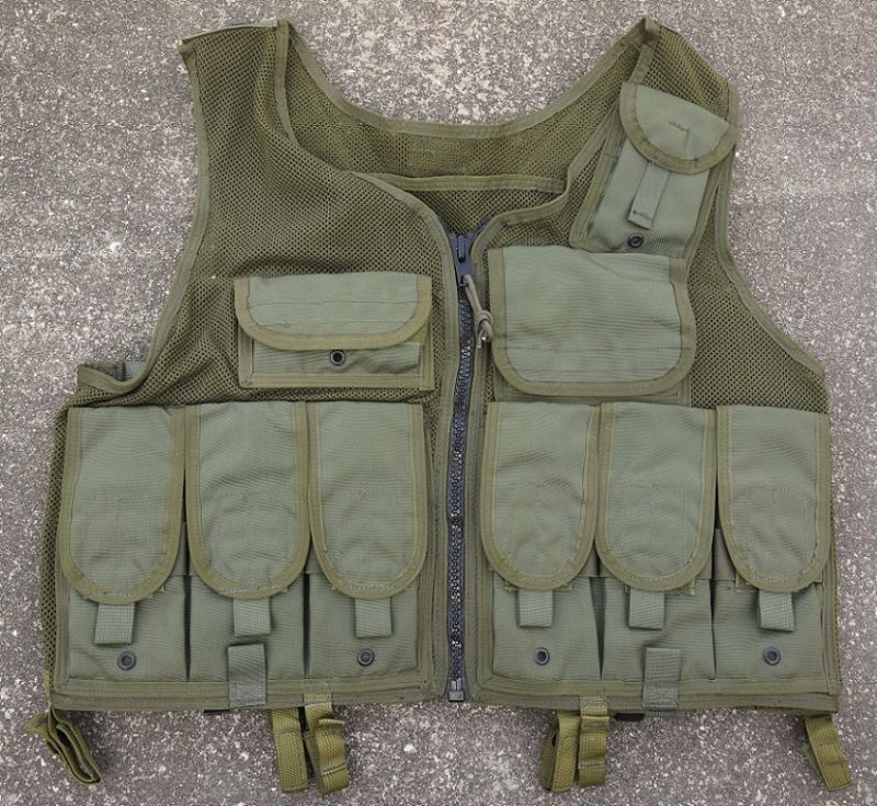 BLACKHAWK! タクティカルベスト オリーブドラブ 鳥タグ V-1ベスト