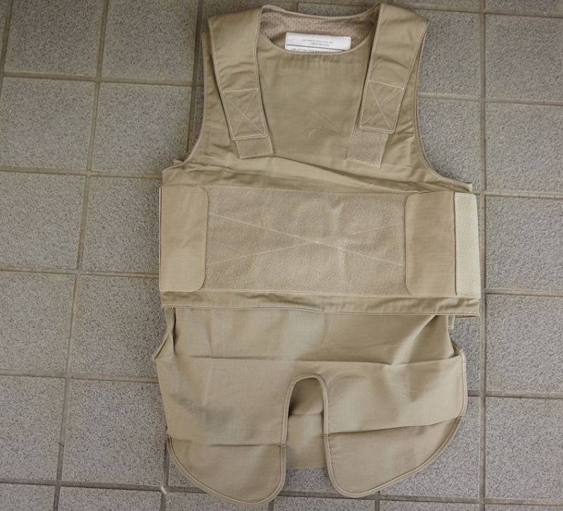 米軍サファリランド製LVBAVボディアーマー カーキLARGE新品