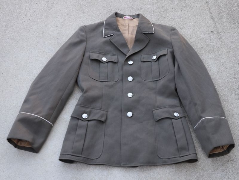 NVA(東ドイツ軍)士官用制服ジャケットg44 - ミリタリーサープラス