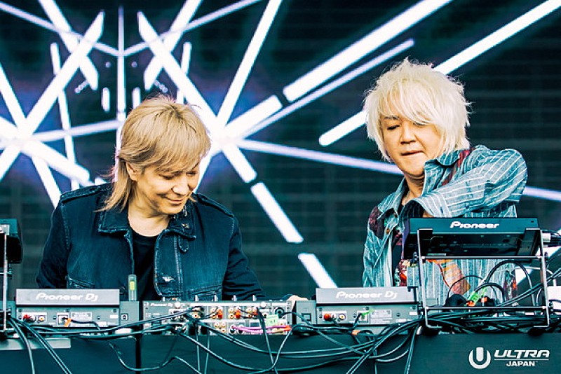 PANDORA（小室哲哉＆浅倉大介）初ライブで堂々パフォーマンス