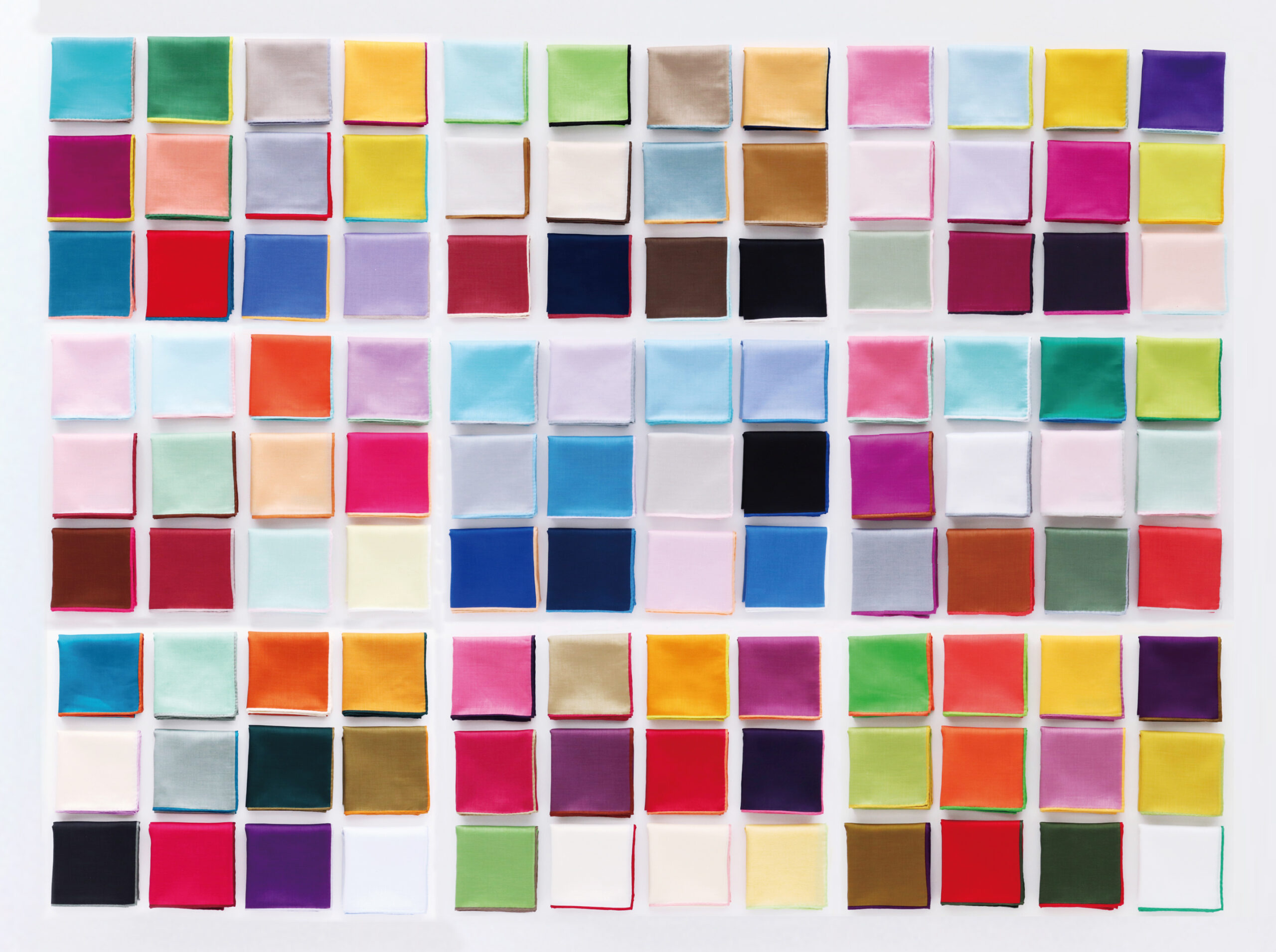 108 color ハンカチーフ」が、2025年度グッドデザイン金賞を受賞しま