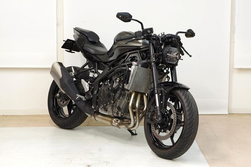 ネイキッド化したZX-25R SE（2023）のカスタムのレポート