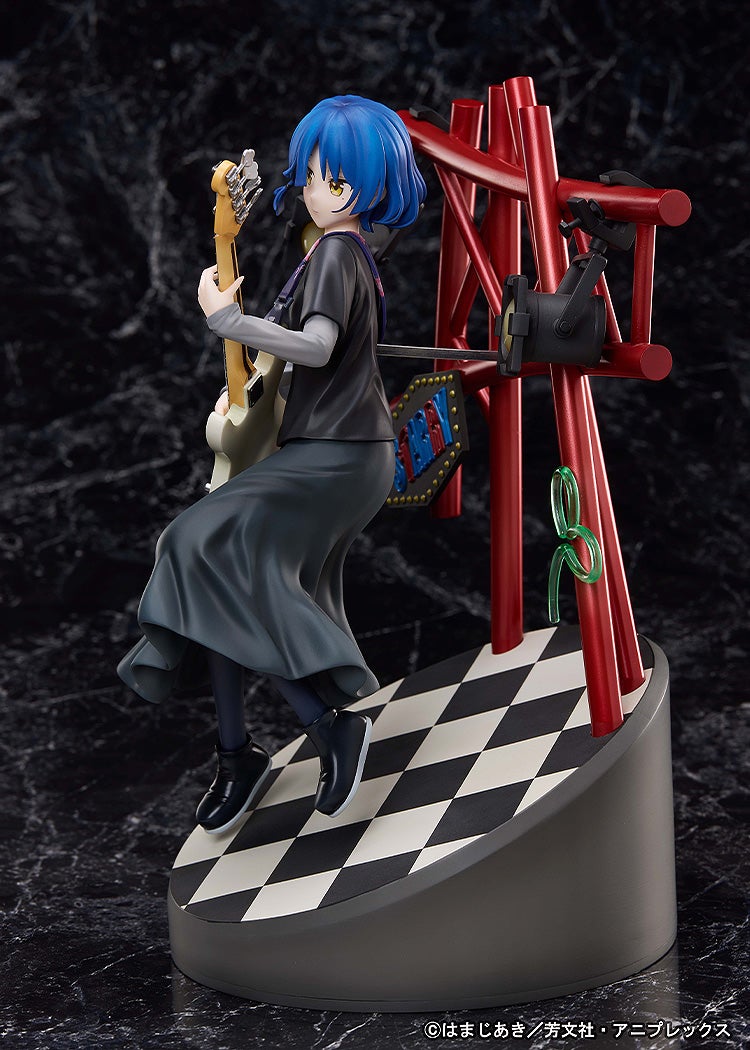 アニメ「ぼっち・ざ・ろっく！」 山田リョウ 1/7スケールフィギュア