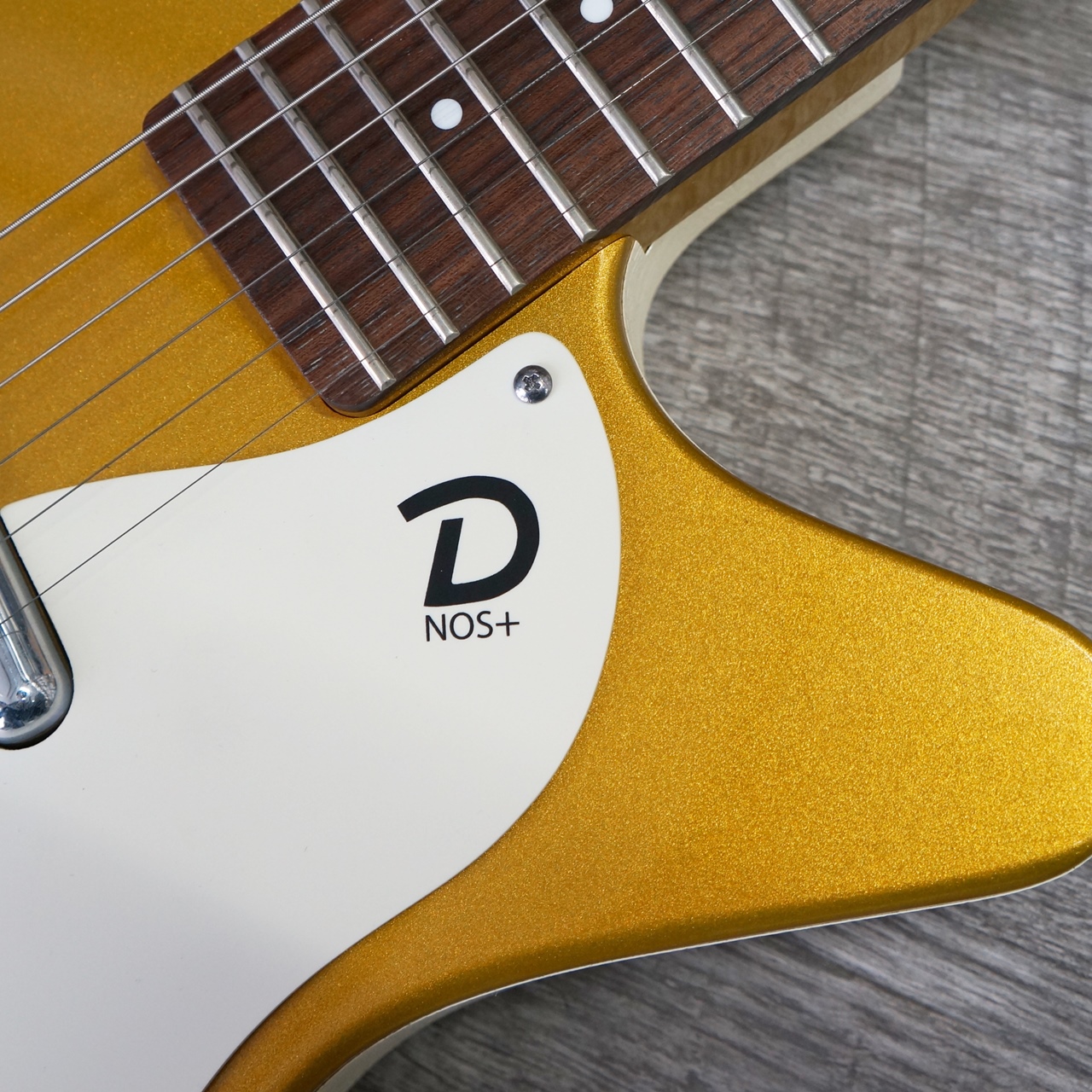 期間限定価格】 Danelectro 59M NOS+ - Gold - / 楽器屋BOW オンライン