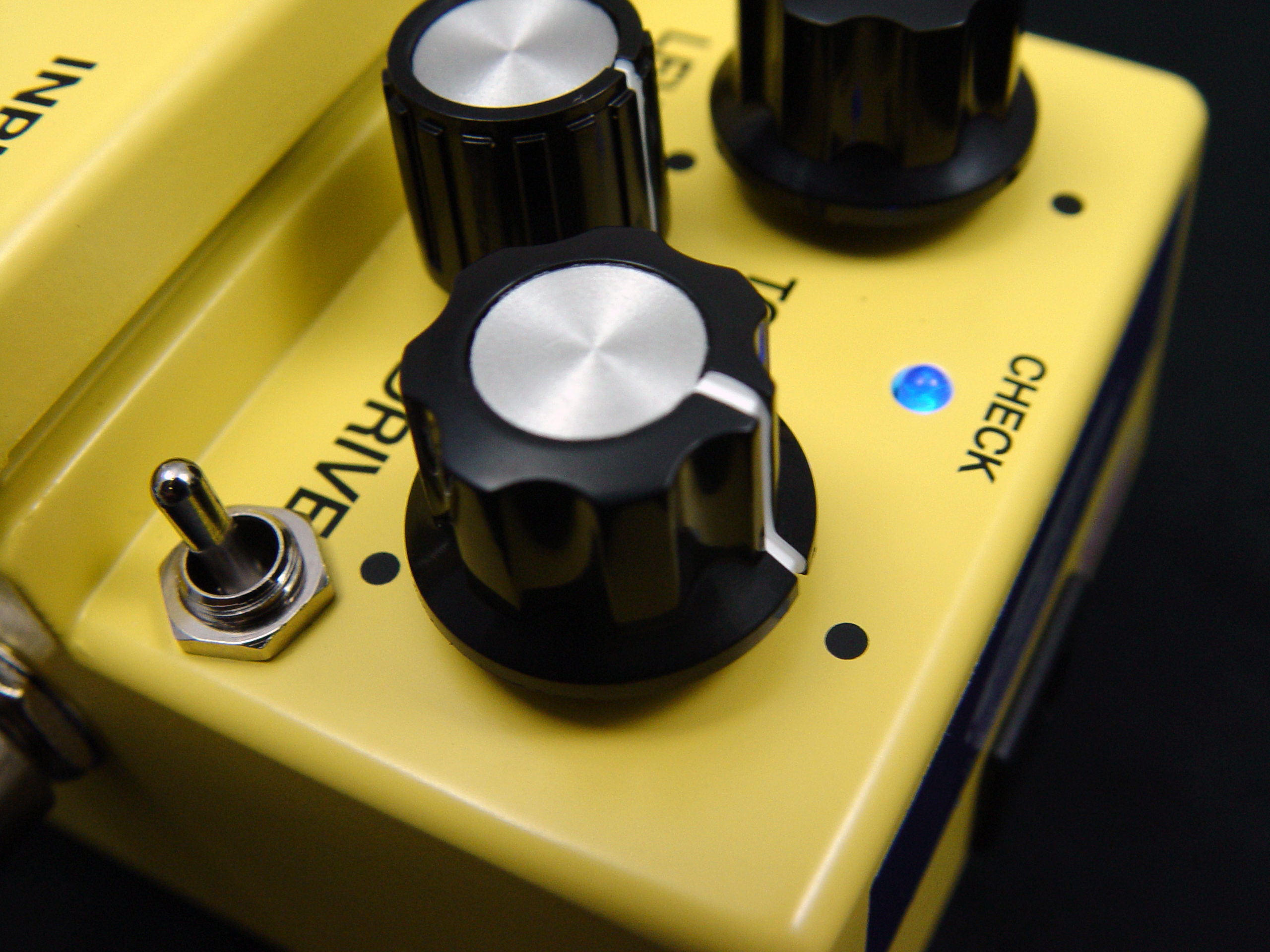 SOLD KEELEY MODDED BOSS SD 1 SUPER OVERDRIVE | Gbl Guitars