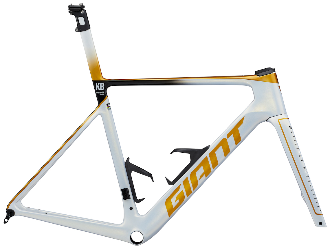 GIANT】2/26現在カーボンロードバイク在庫状況 ｜ ジャイアントストア堺