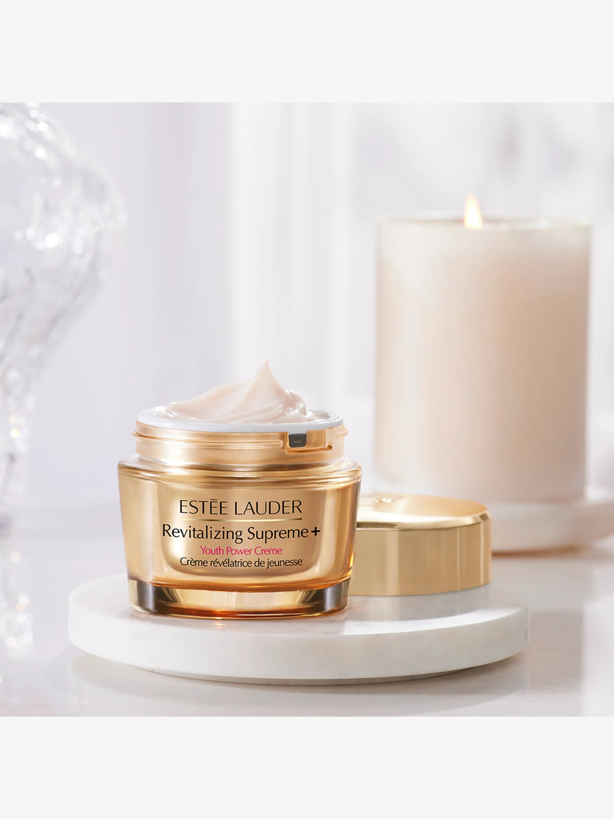 Revitalizing Supreme+ Youth Power Soft Crème von ESTÉE LAUDER
