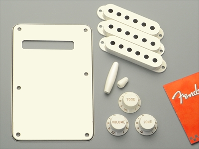 FENDER USA フェンダー ストラト アクセサリーキット エイジド【Strat
