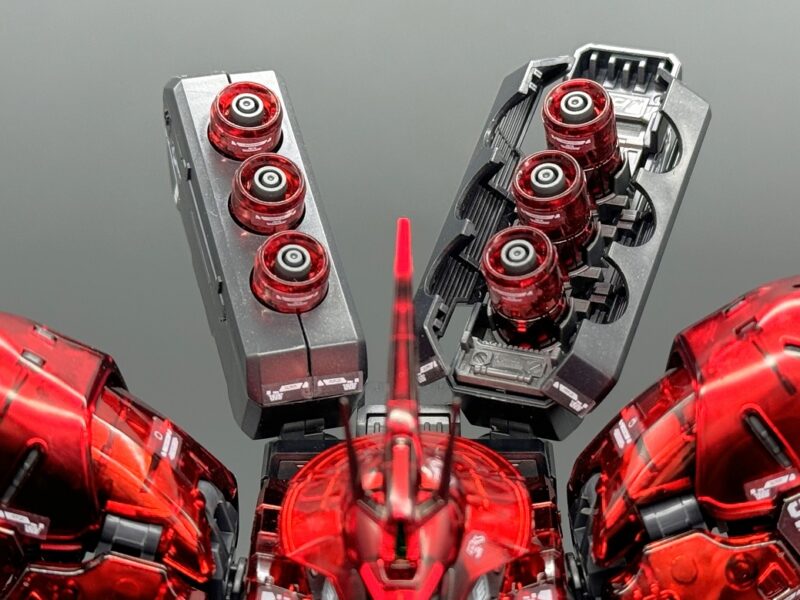 新商品紹介】「RG 1/144 ガンダムベース限定 サザビー [メカニカルコア