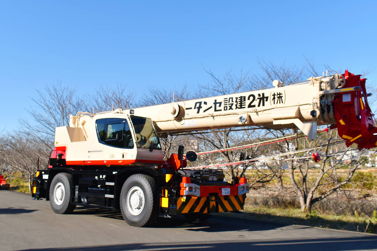 タダノ製 25t吊ラフタークレーン導入 – 株式会社 第二建設センター
