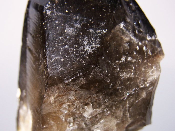 岐阜県蛭川田原産 煙水晶＆玉滴石 (Smoky Quartz & Hyalite / Japan