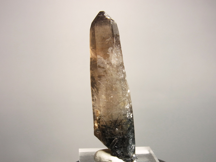 マラウイ産スモーキークォーツ＆エジリン (Smoky Quartz & Aegirine