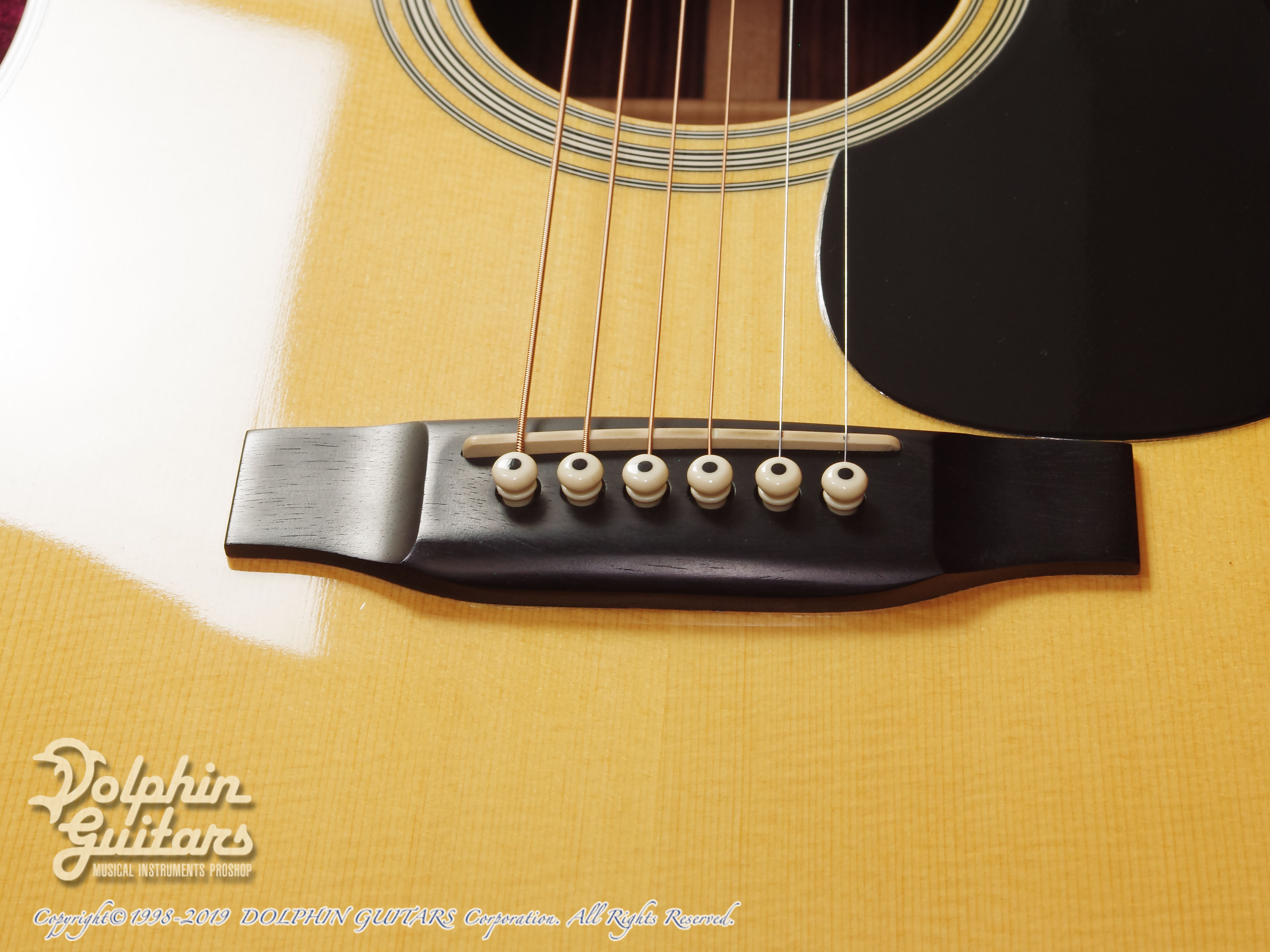 C.F.Martin D-28 Custom Edition|ドルフィンギターズ