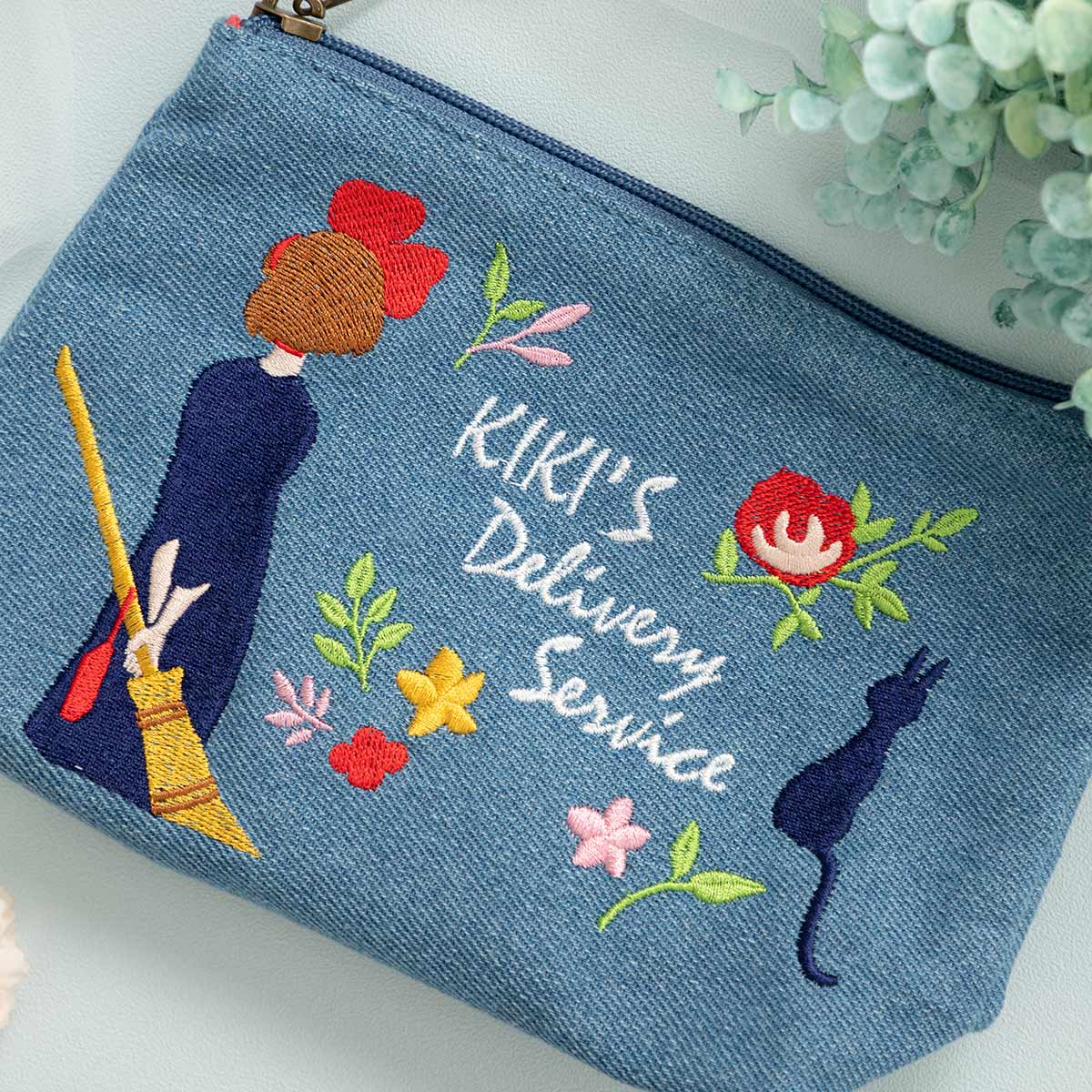 魔女の宅急便 デニム刺繍シリーズ マチ付きポーチ | どんぐり共和国