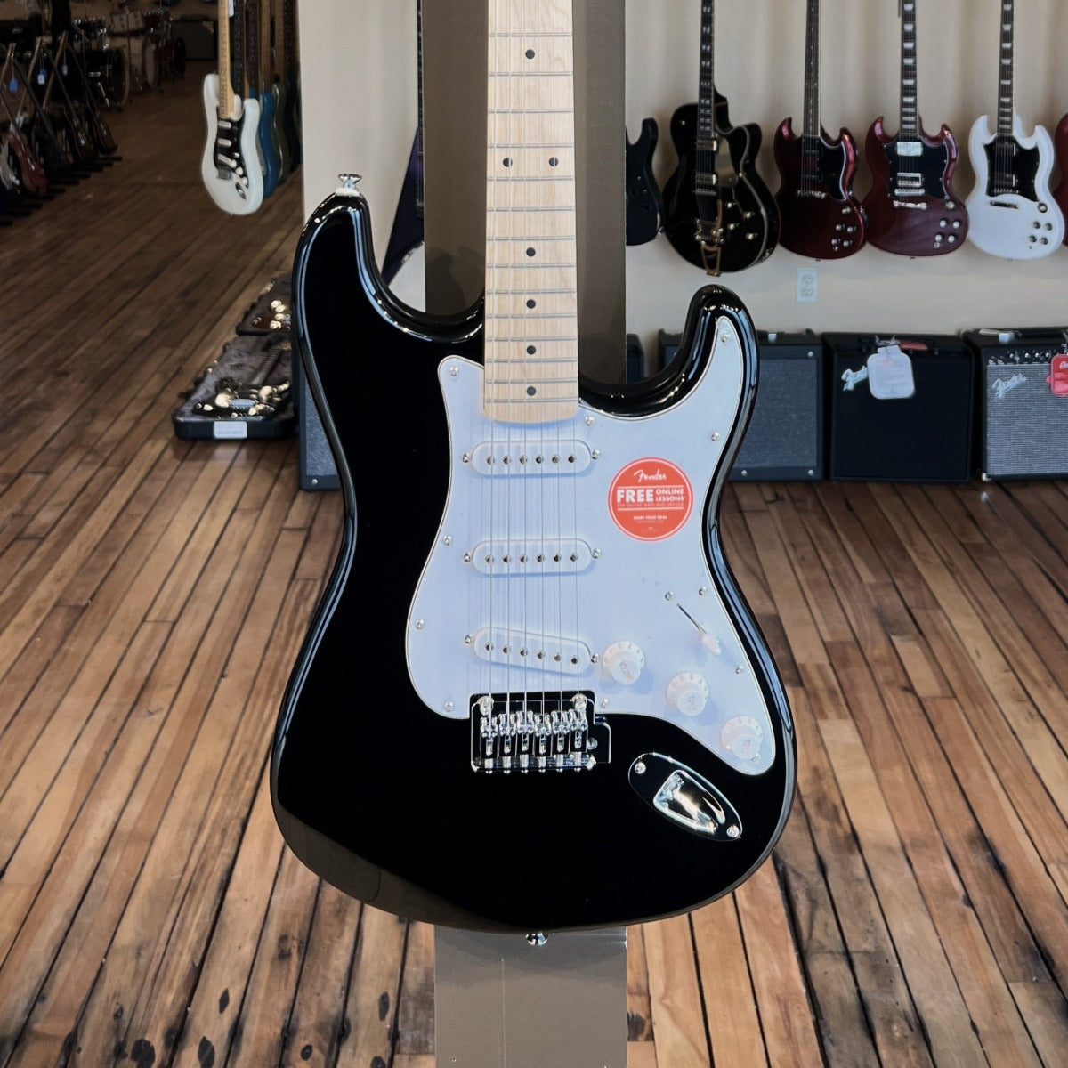 AFFINITY SERIES™ STRATOCASTER®-Black – Dave's Guitar Shop