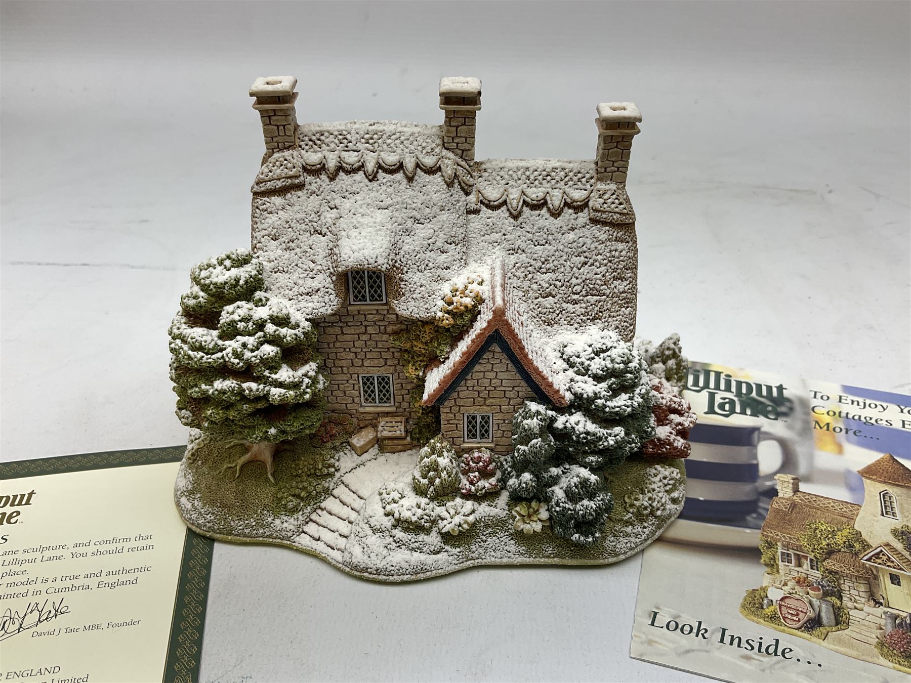 Ten Lilliput Lane winter (snowed) cottages | Antiques