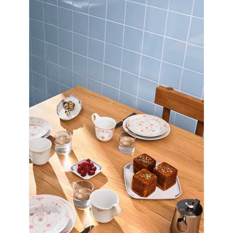 コーラル フルーテッド ハーフレース プレート19cm｜大丸松坂屋