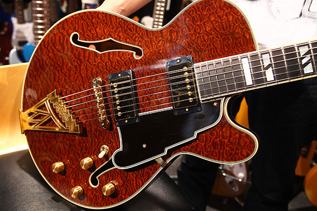 新製品動画速報！D'Angelico / NYSS-3B/LTD【楽器検索デジマート】