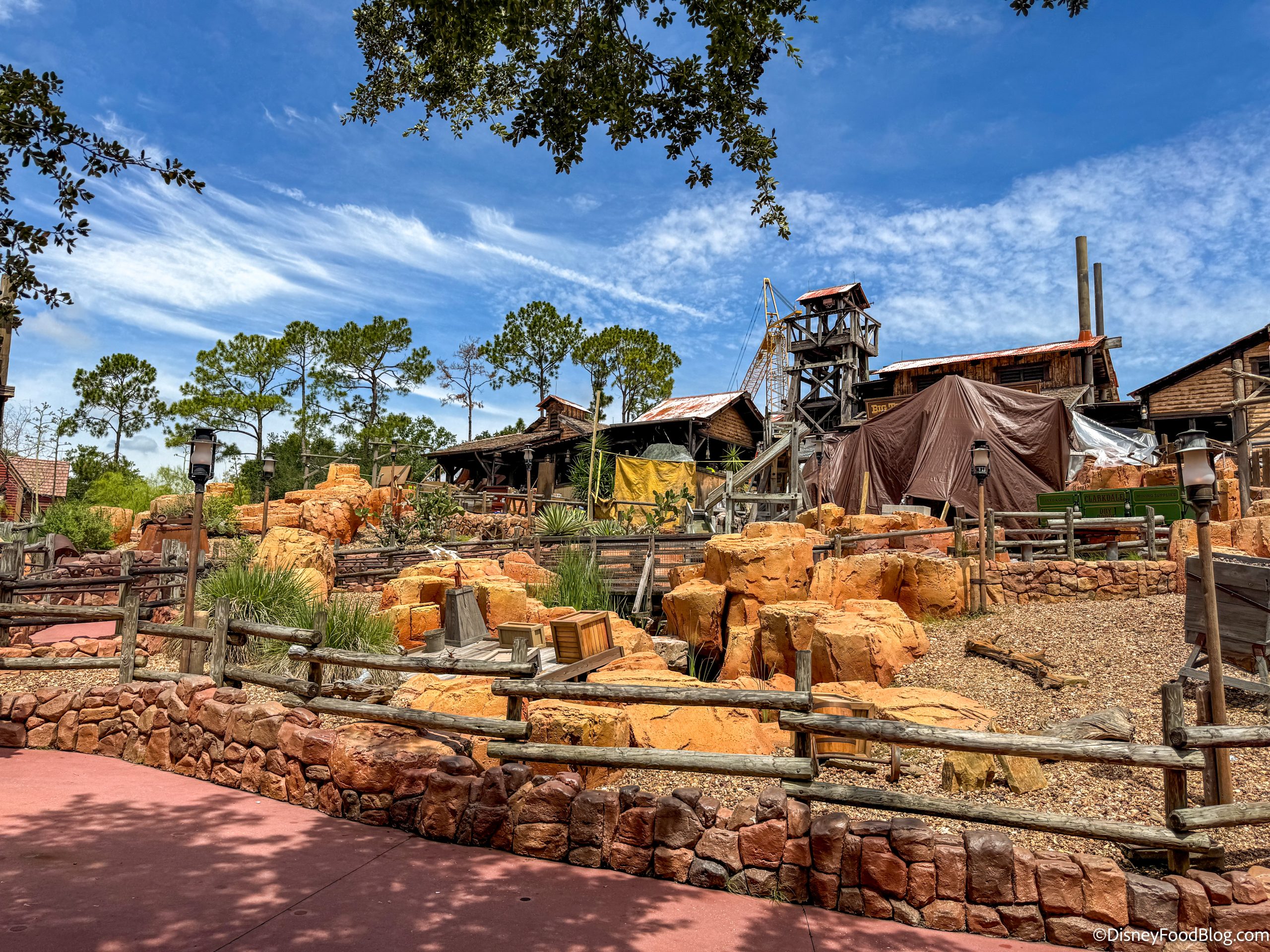 12 Disney World CLOSURES Continue Through Next Week | the disney