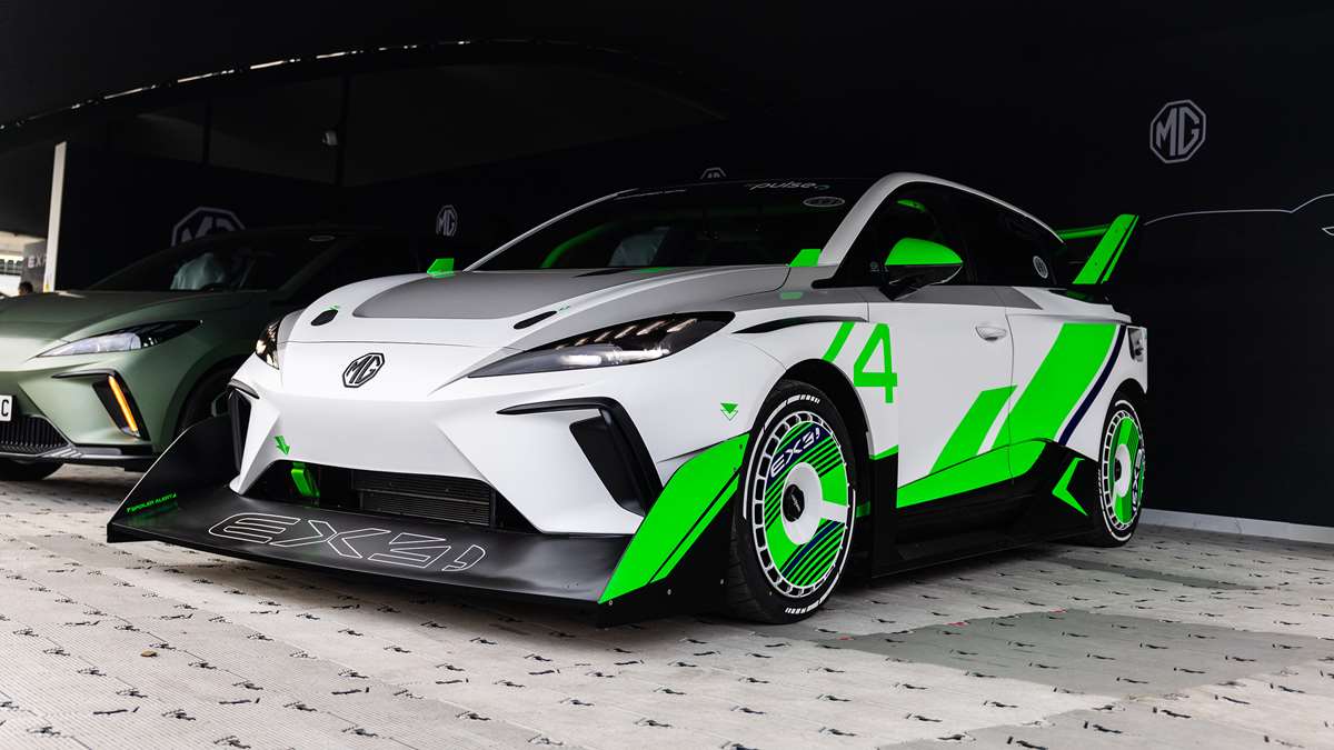 The MG4 you really want: hot hatch reaches new heights with MG EX4