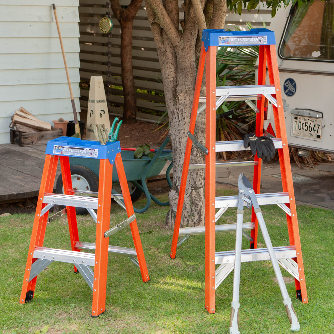 DULTON ONLINE SHOP | FIBER LADDER 5 STEPS ORANGE(5 STEPS ORANGE