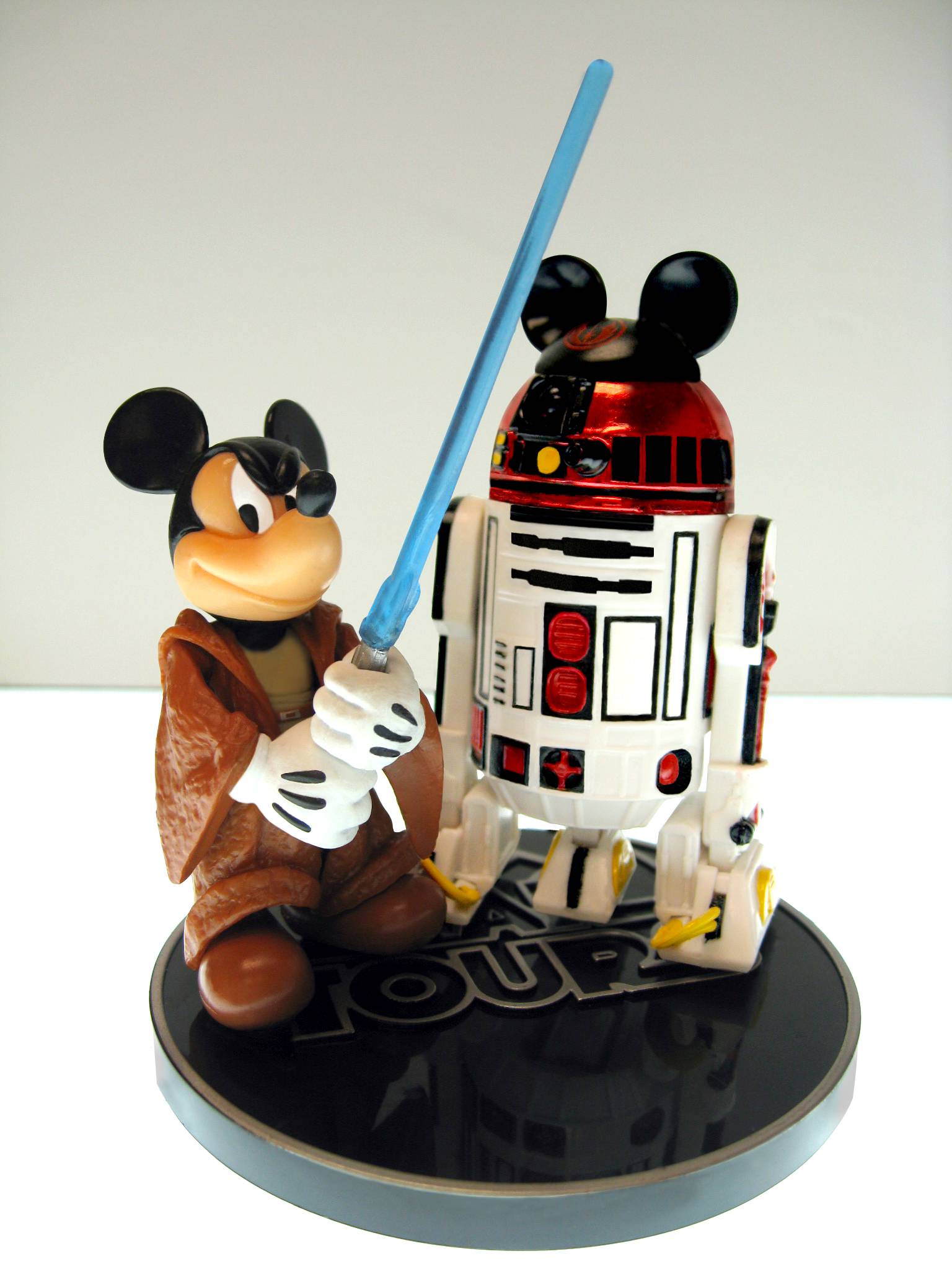 Jedi Mickey & R2-MK : EndorExpress