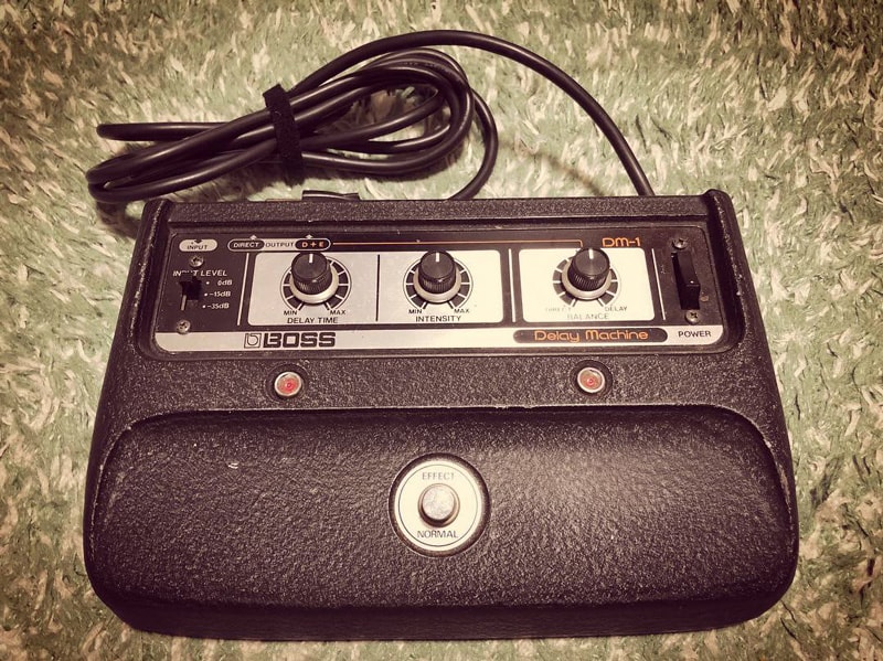 最古のアナログディレイエフェクター！BOSS DM-1 Delay Machineを