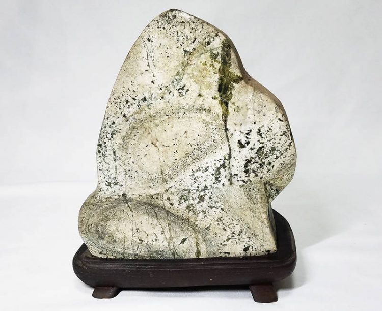 骨董品の石の魅力と価値を高める鑑賞石・銘石の世界｜愛知名古屋の骨董