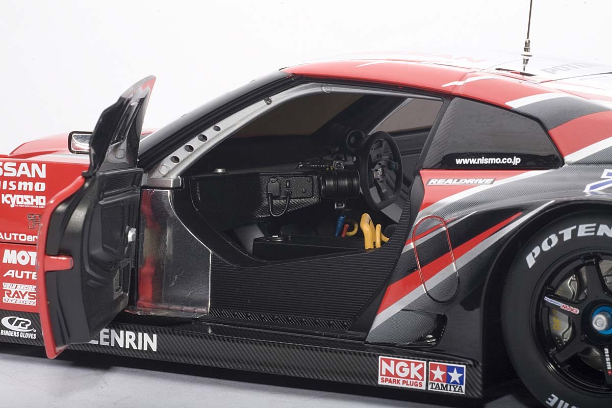 AUTOart 1:18 Scale Nissan GT-R Racing Super GT 2008 Launch Version