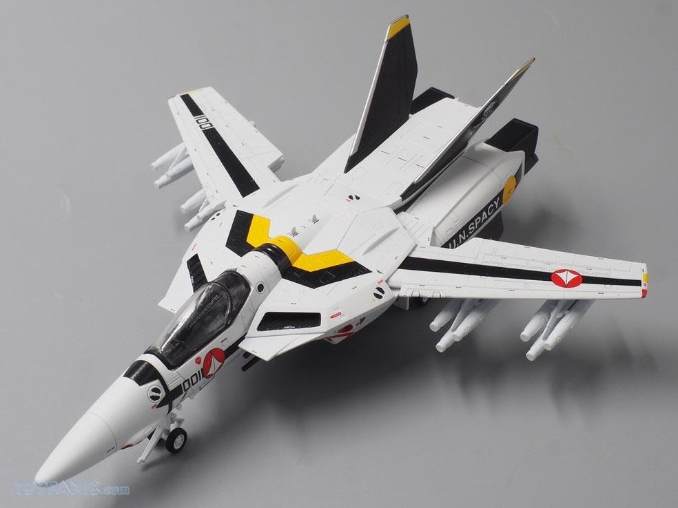 VF-1S Robotech UN Spacy Anime Series F-14 CA72RB06 by Calibre