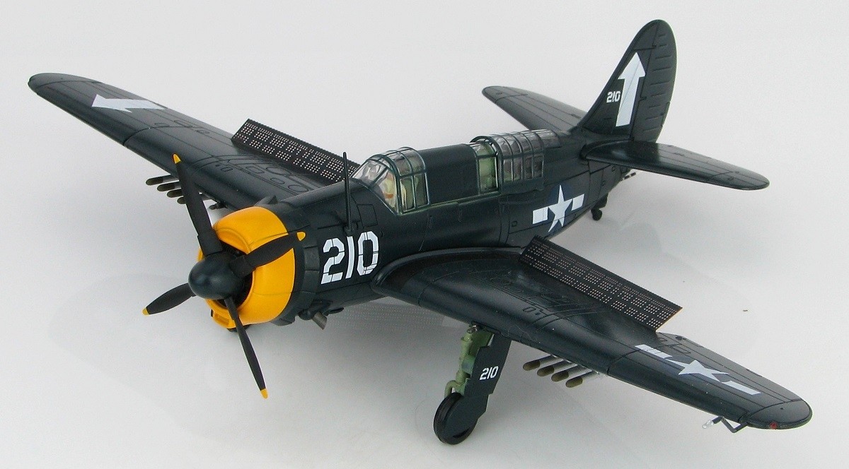 Helldiver Curtiss SB2C-4E Tokyo Raids 1945 VB-84 USS Bunker Hill