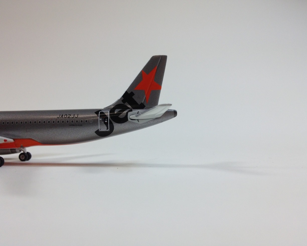 航空機・ヘリコプター Phoenix 1/400 Jetstar Japan A320 JA08JJ