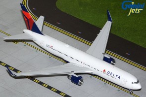 1:200 Delta Airlines Diecast Model Airliners ezToys - Diecast
