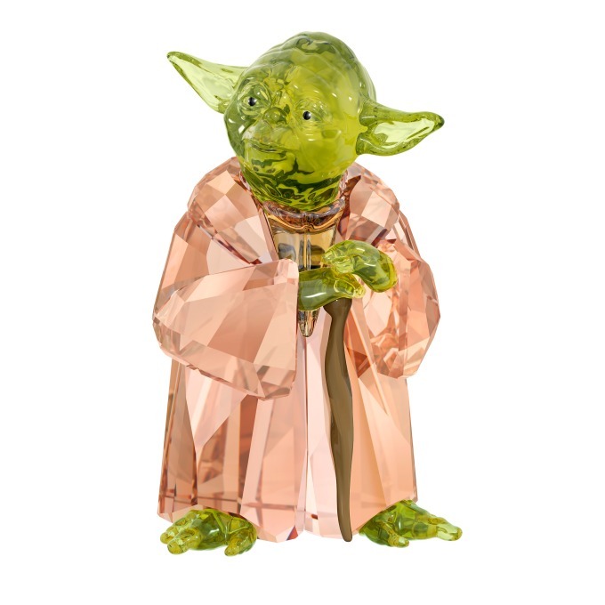 スワロフスキー、『スター・ウォーズ』のヨーダ、ダース・ベイダーら