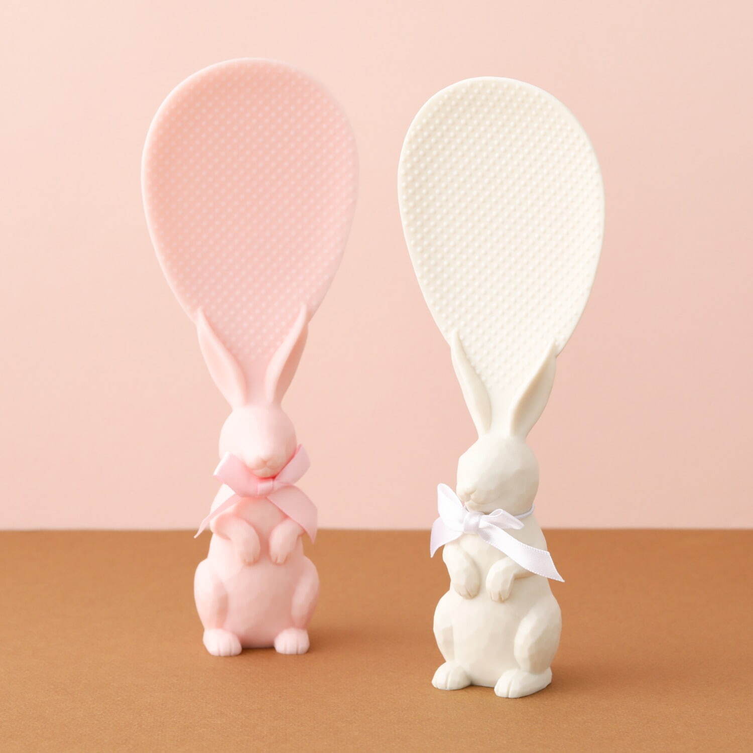 フランフラン23年干支「うさぎ」グッズ、“木彫り風”立つしゃもじ＆“ぽ