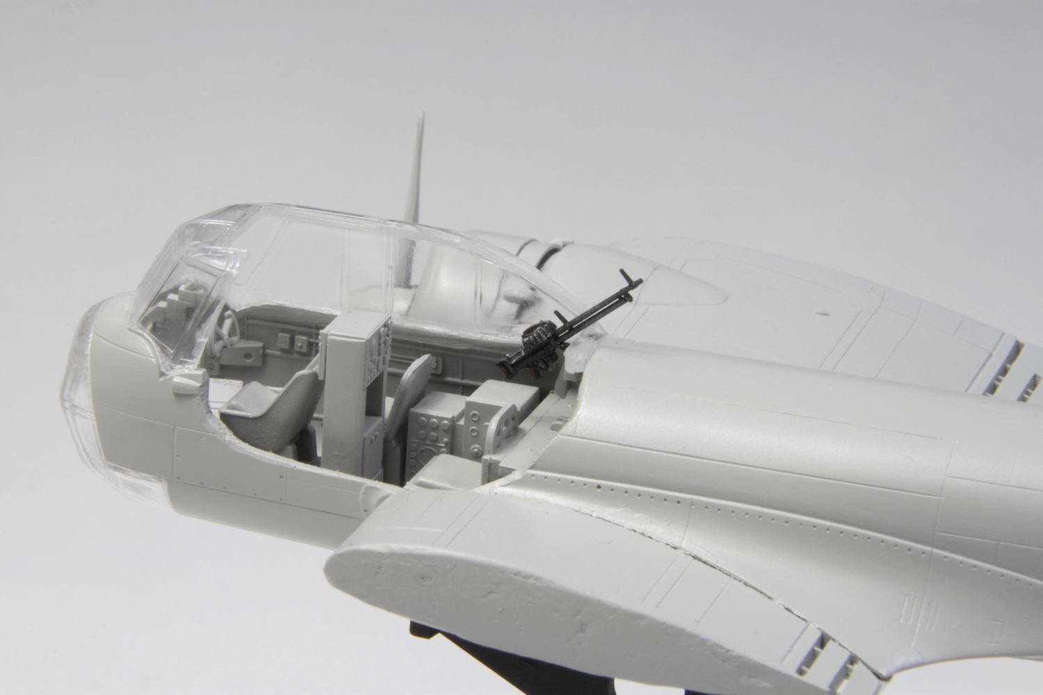 ナノアヴィ ルイス機銃