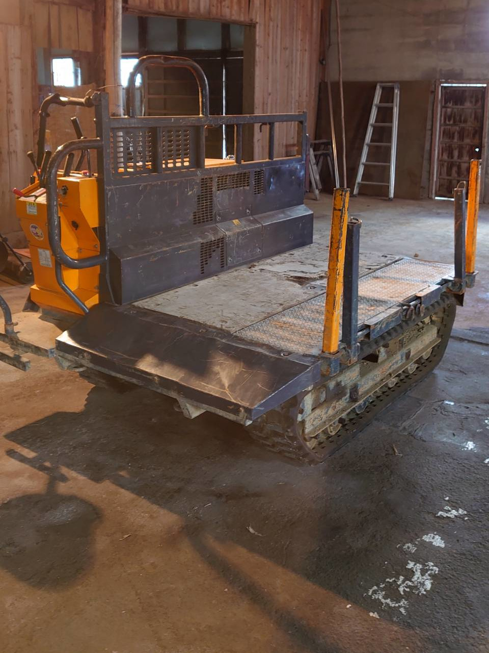 中古情報 RN200 林内作業車 最大積載量 2000Kg ウインブルヤマグチ