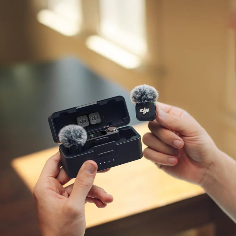 DJI DJI Mic 3 (2 TX + 1 RX + 充電ケース) DAM001 新品｜フジヤカメラ