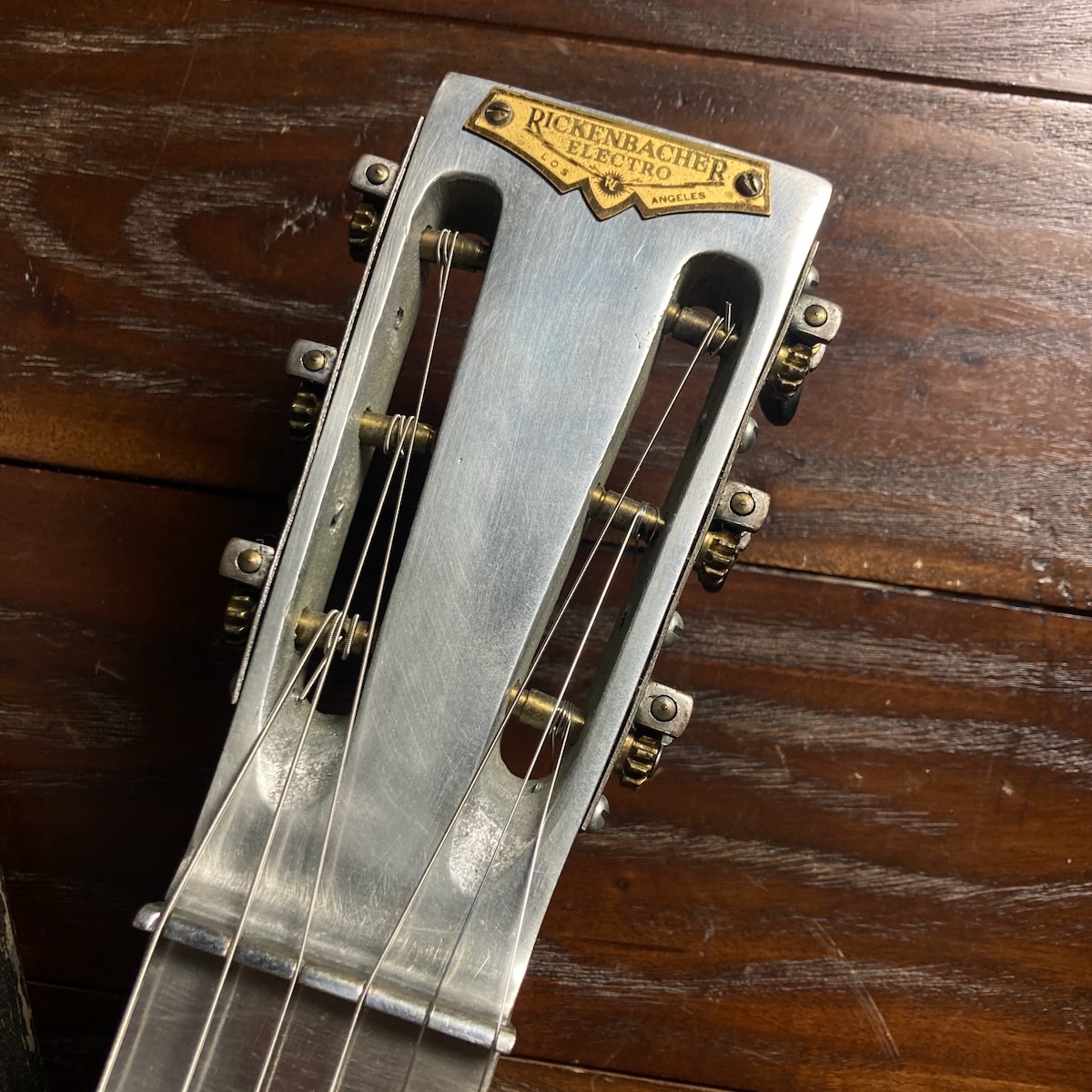 在庫情報/Rickenbacker Electro A-22 Lap Steel | Guitar Room 501