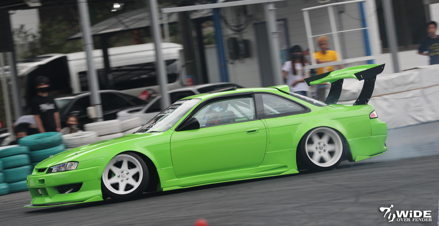 ブリWIDE オーバーフェンダー S14SILVIA後期 F：45mm / R：55mmワイド
