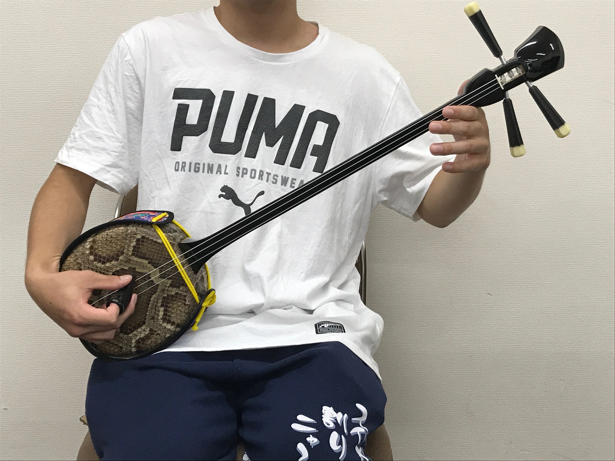 沖縄三線 : 和洋の弦楽器を比べながら楽器や楽譜のご紹介 | 東京の音楽