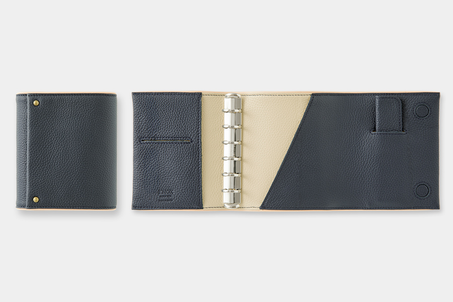 包み込む - KNOX（公式）- システム手帳、革製品、革小物のブランド