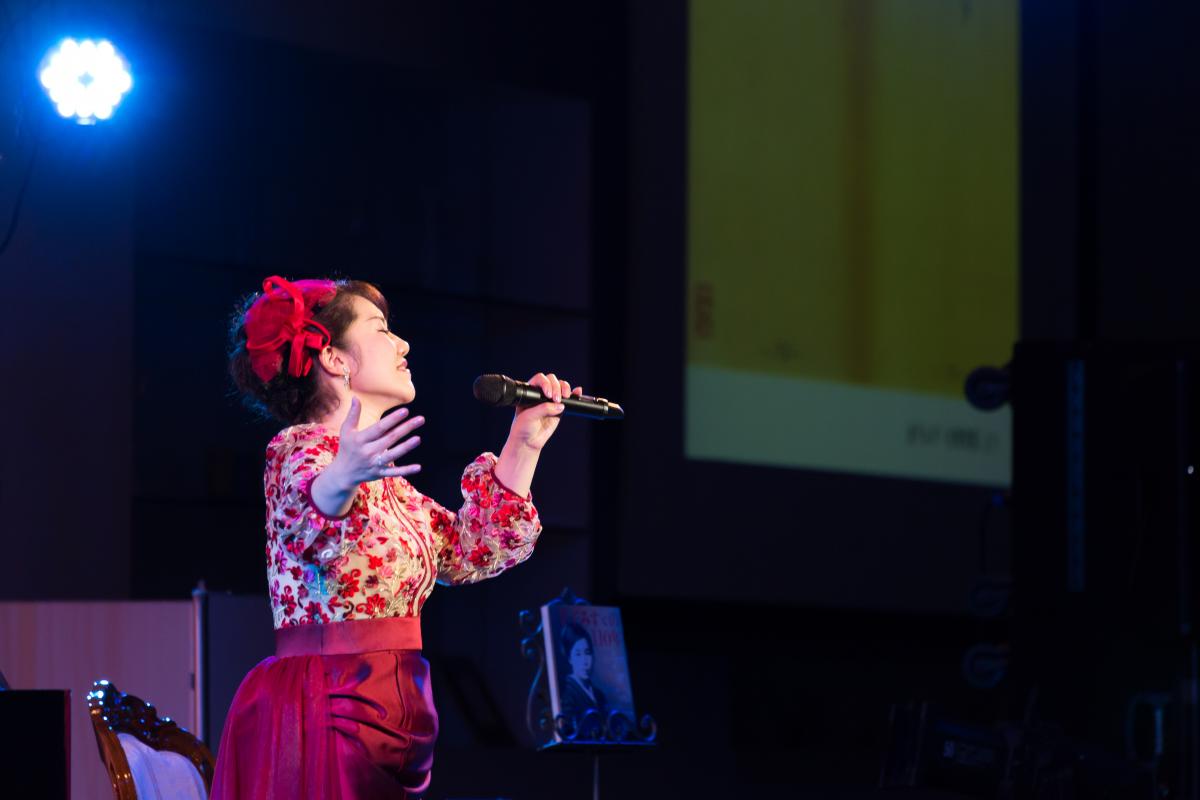 ちひろ プロフィール｜講演会・セミナーの講師紹介なら講演依頼.com